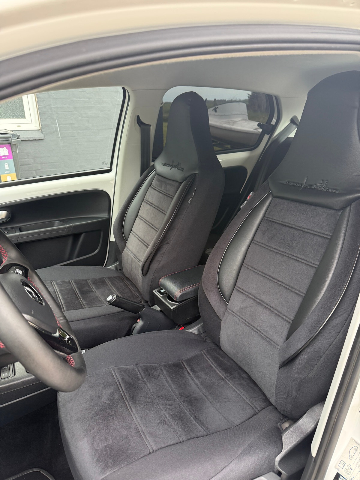 VW UP! til salg hos Nabilli