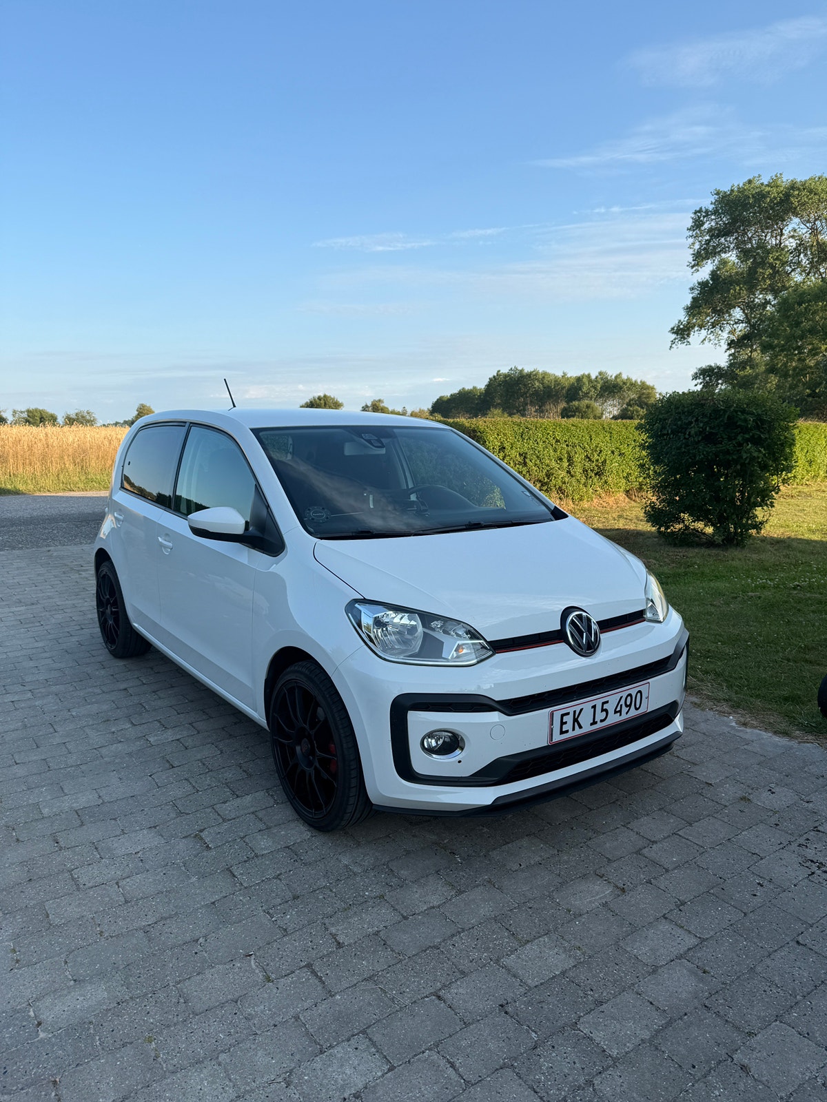 VW UP! til salg hos Nabilli
