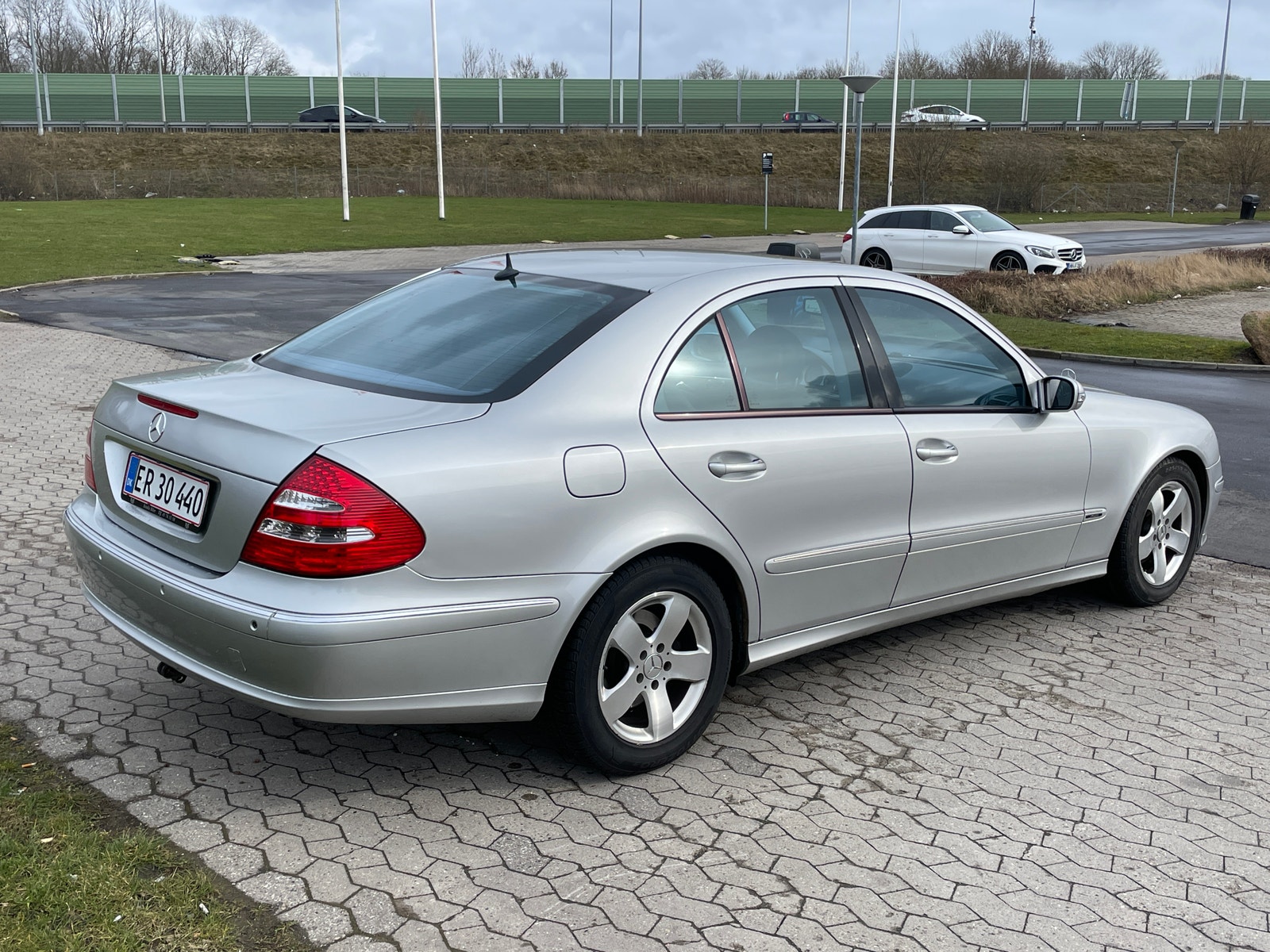 Mercedes E320 – billede 6