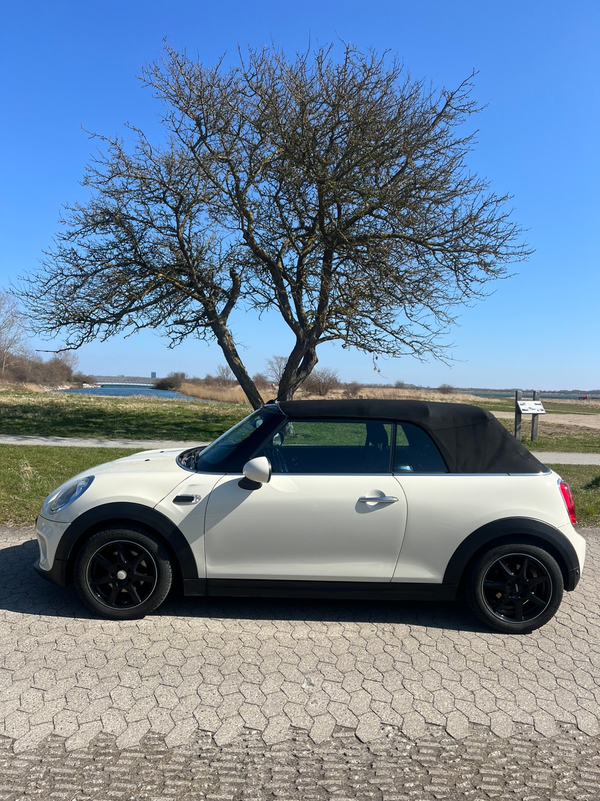 MINI Cooper til salg hos Nabilli