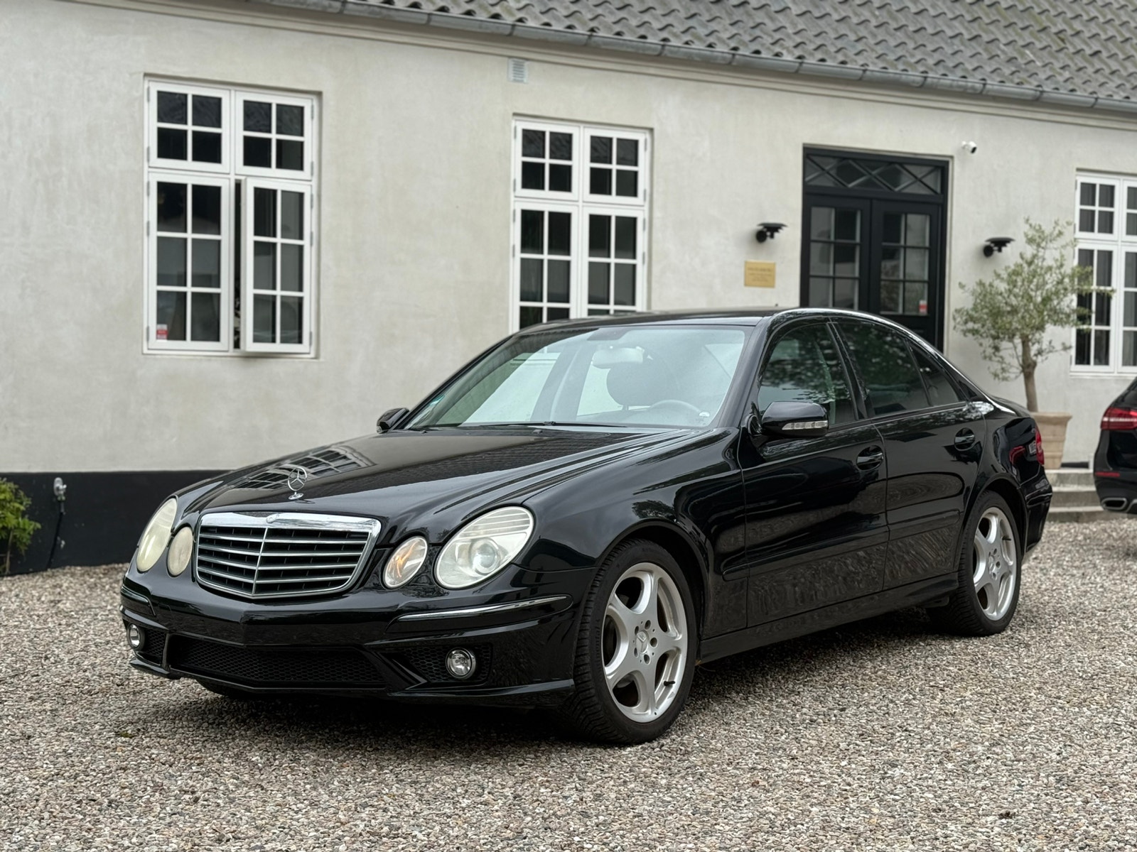 Mercedes E220 til salg hos Nabilli