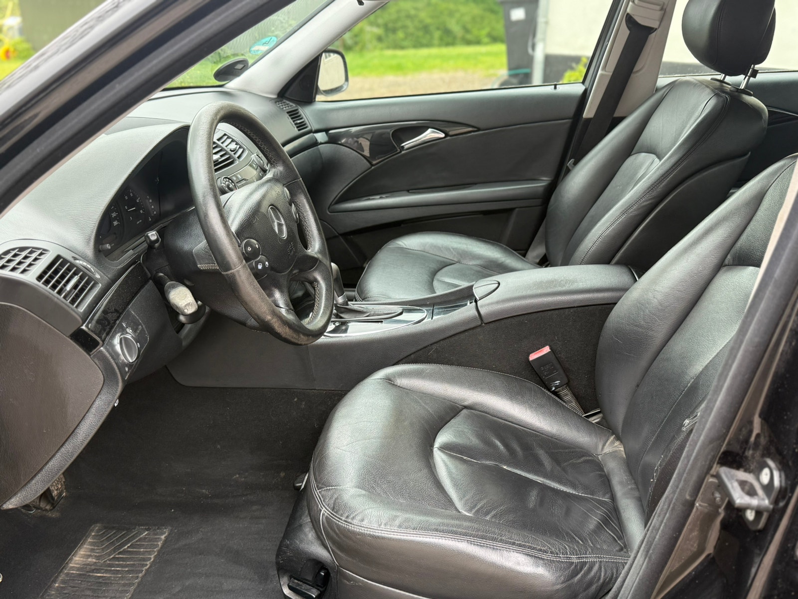 Mercedes E220 til salg hos Nabilli