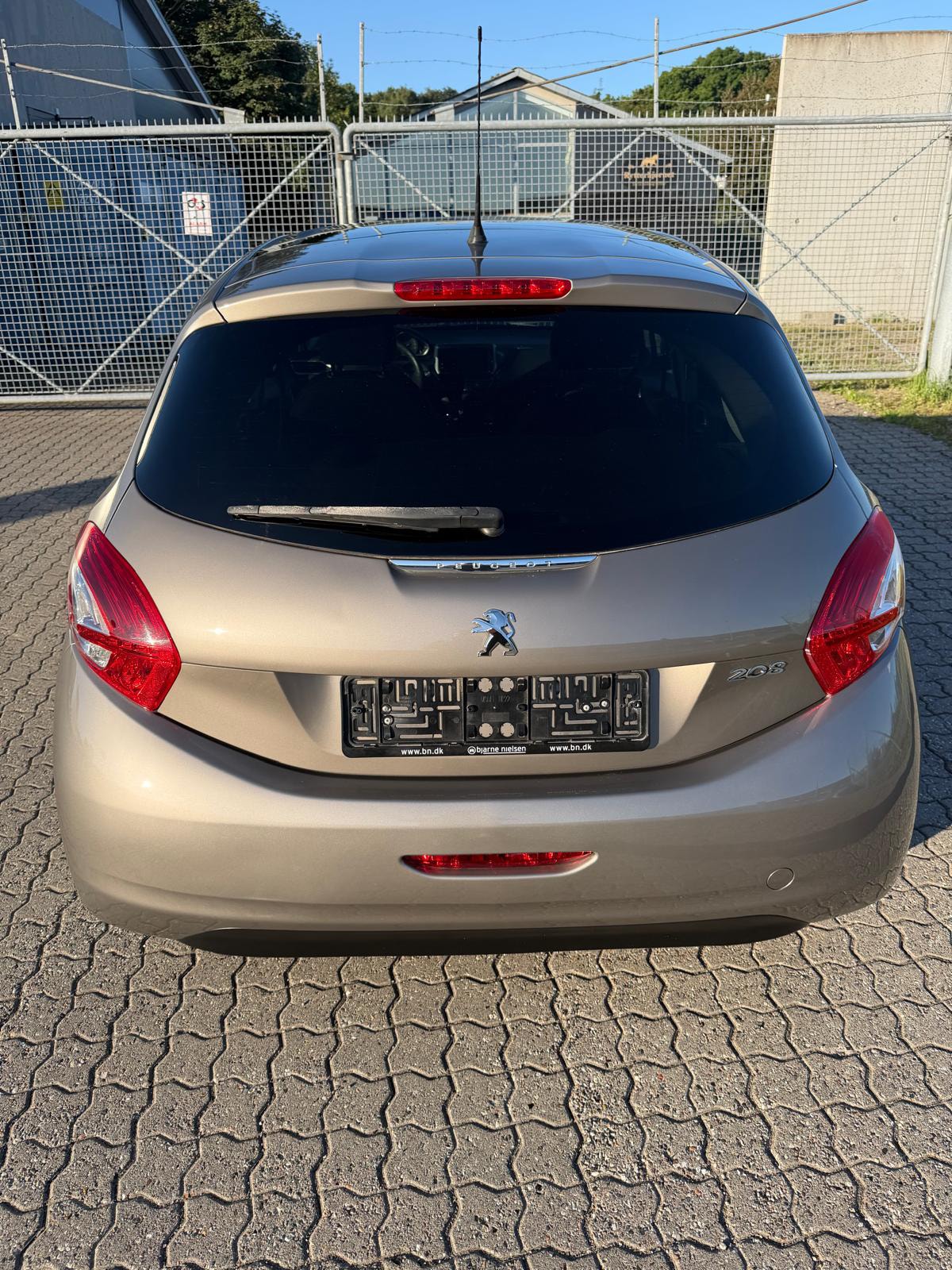 Peugeot 208 til salg hos Nabilli