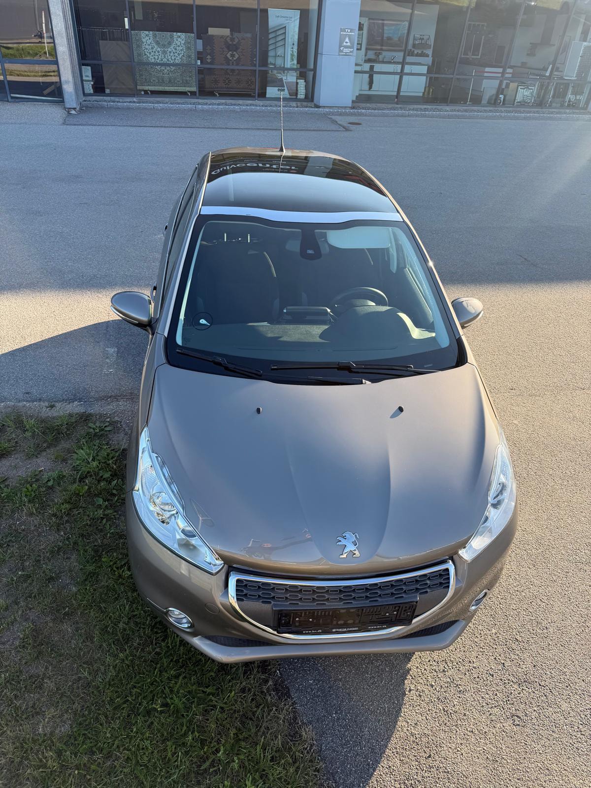 Peugeot 208 til salg hos Nabilli