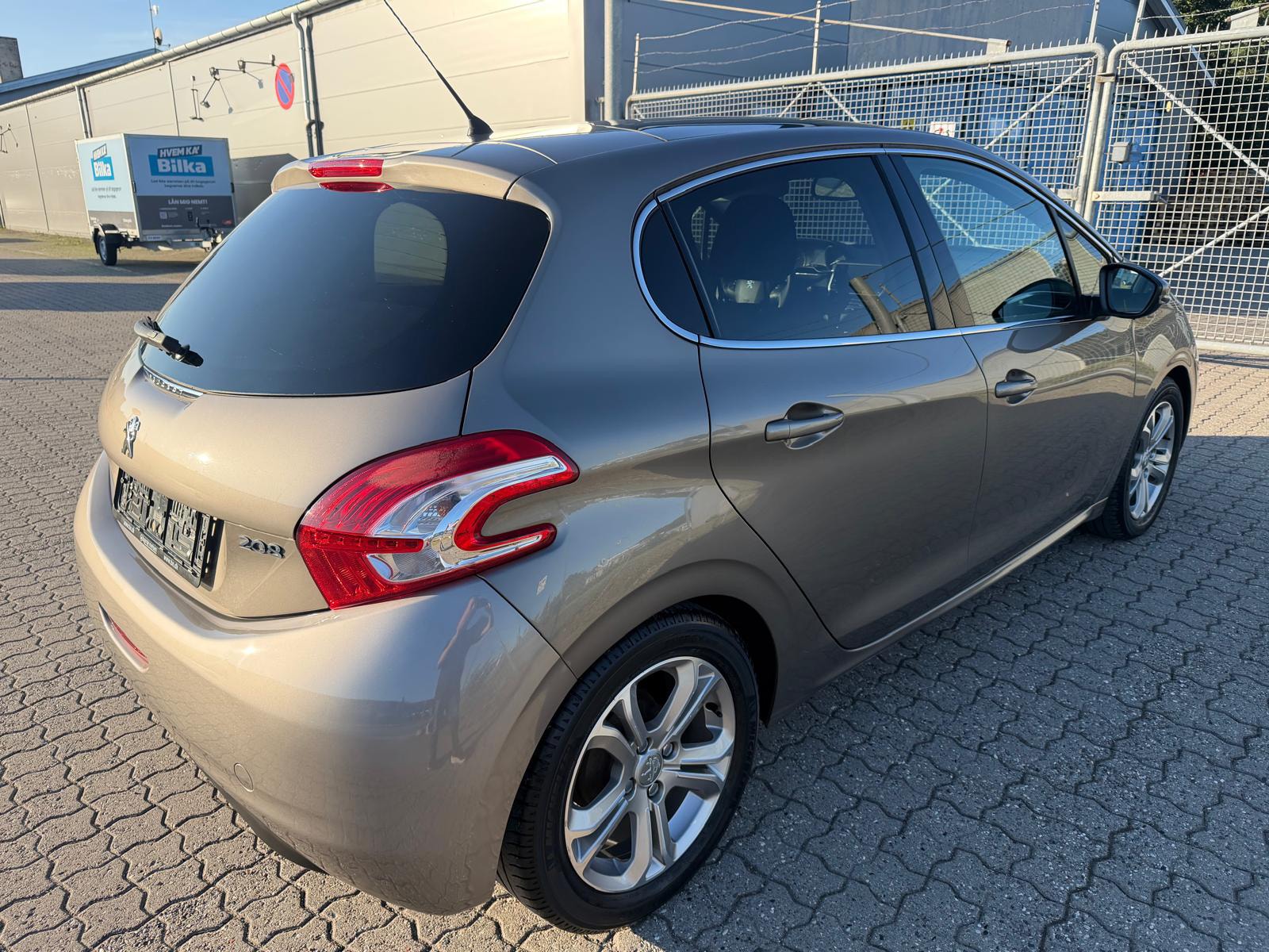 Peugeot 208 til salg hos Nabilli