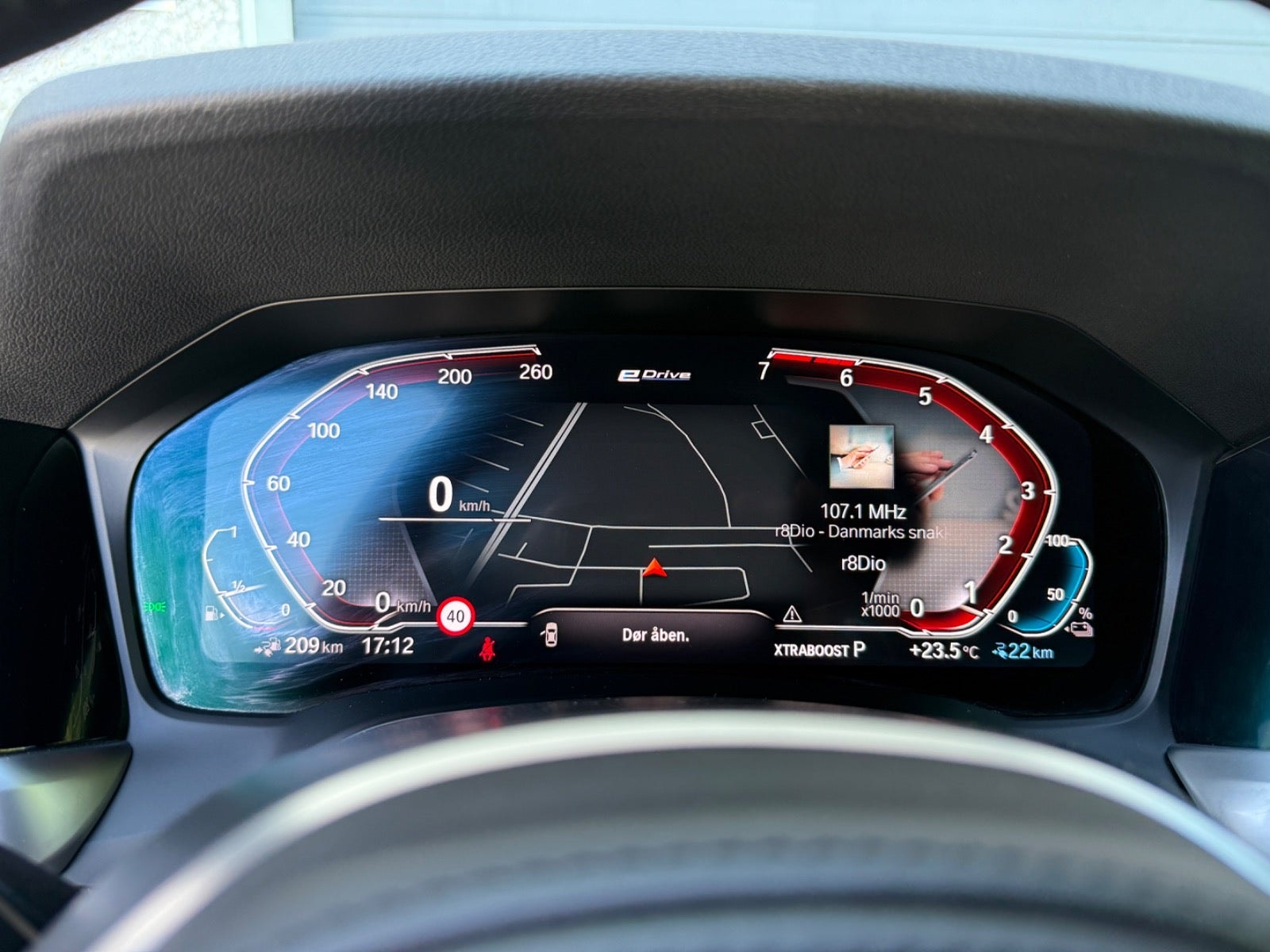 BMW 330e – billede 9