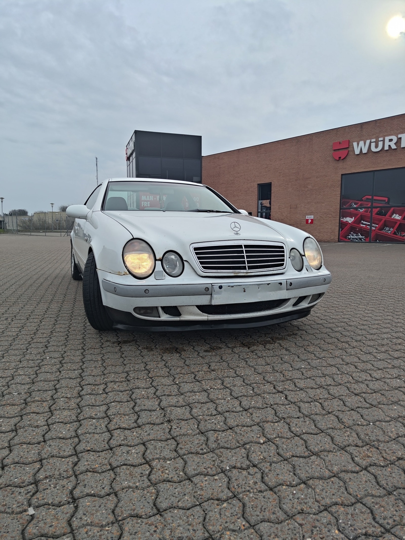Mercedes CLK320 til salg hos Nabilli