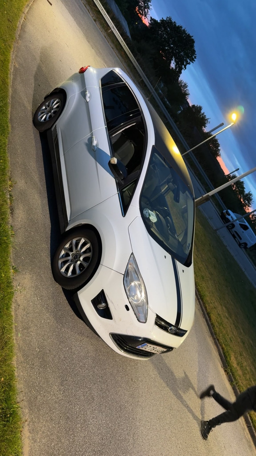 Ford C-Max til salg hos Nabilli