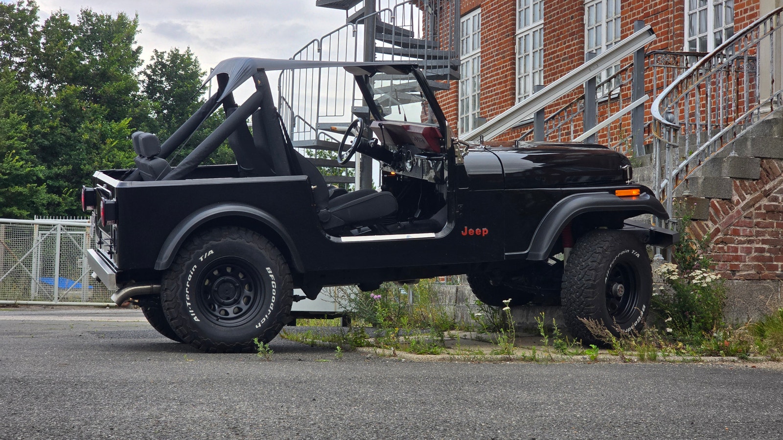 Jeep CJ-7 til salg hos Nabilli