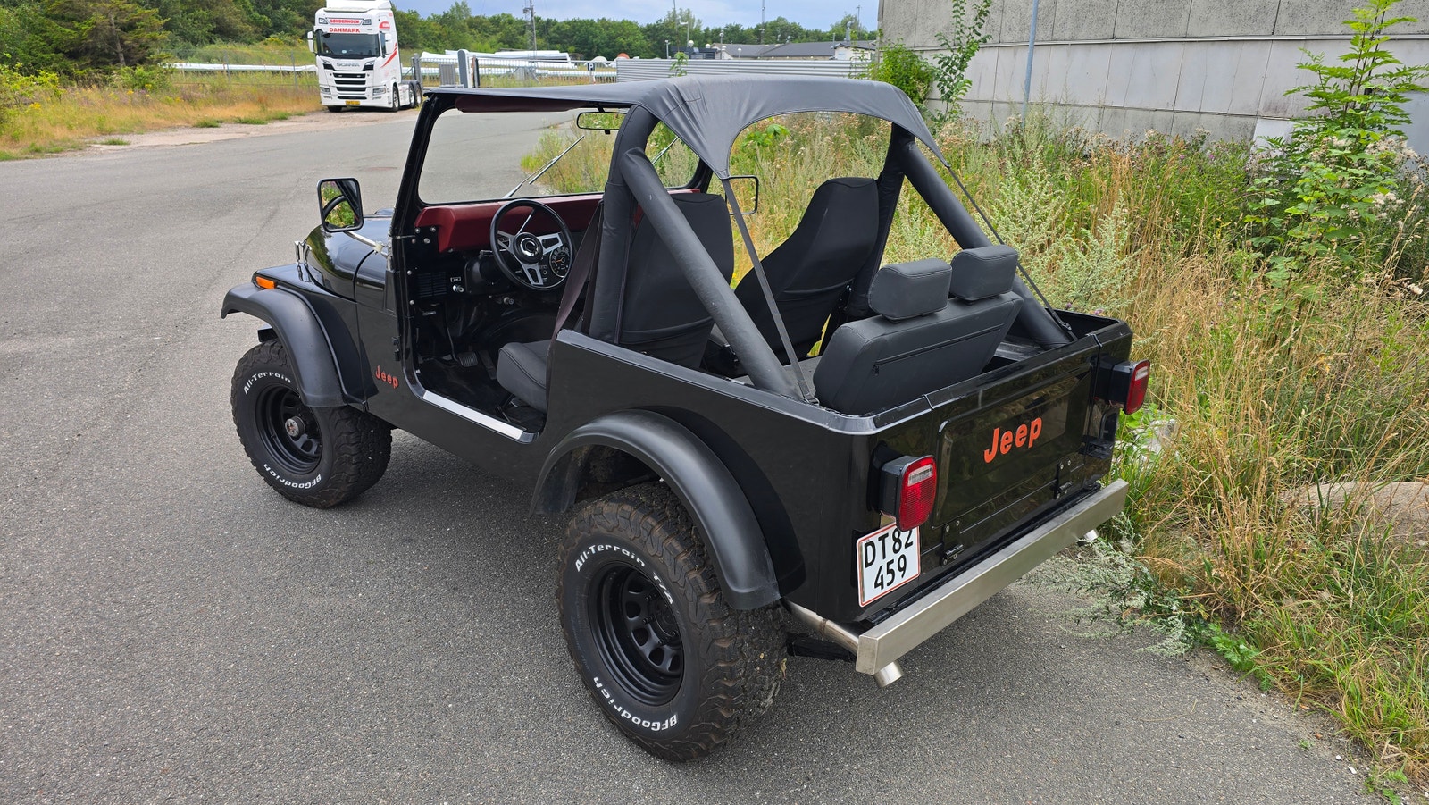 Jeep CJ-7 til salg hos Nabilli