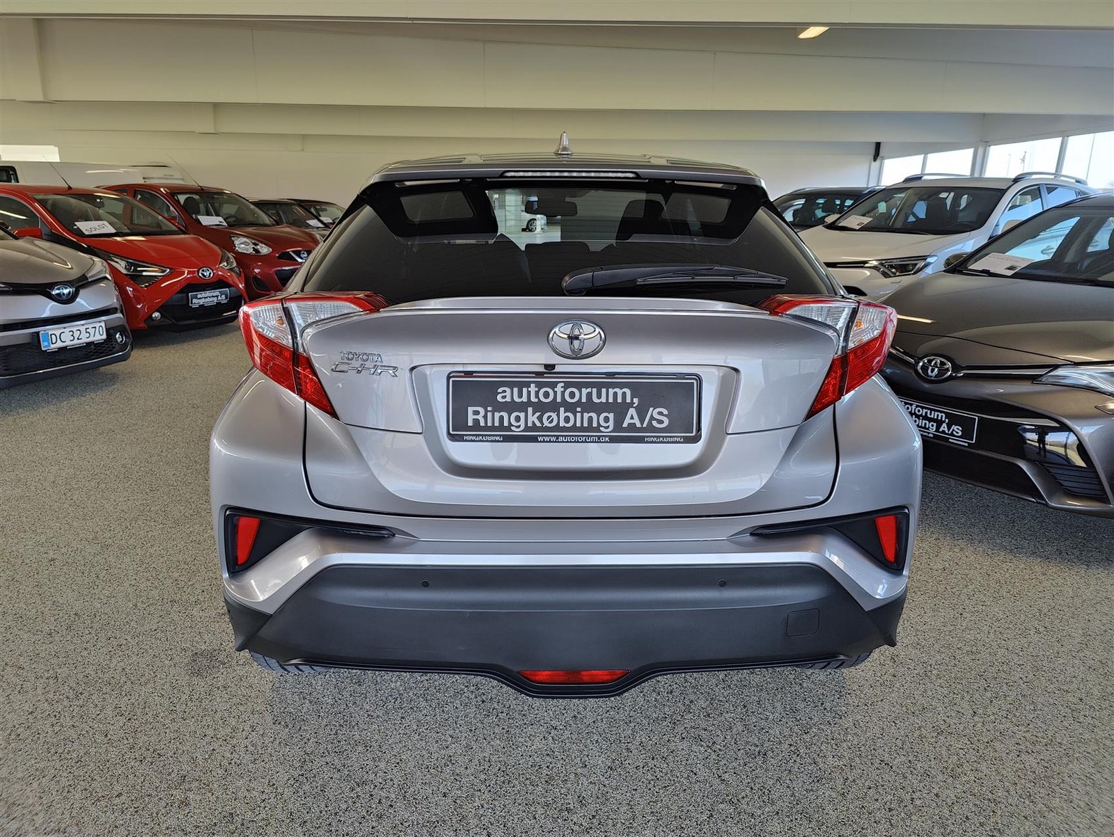 Toyota C-HR til salg hos Nabilli