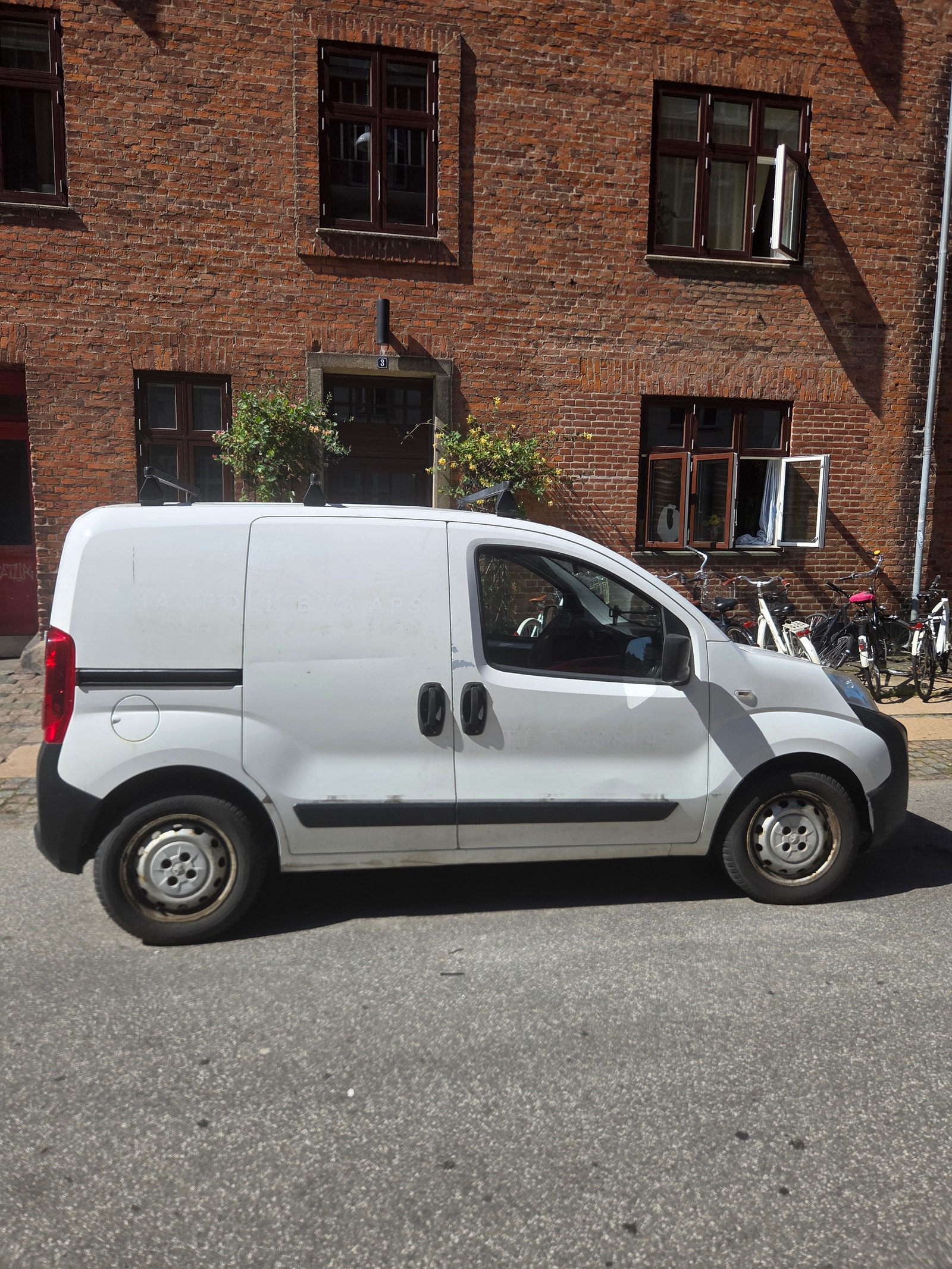 Peugeot Bipper til salg hos Nabilli
