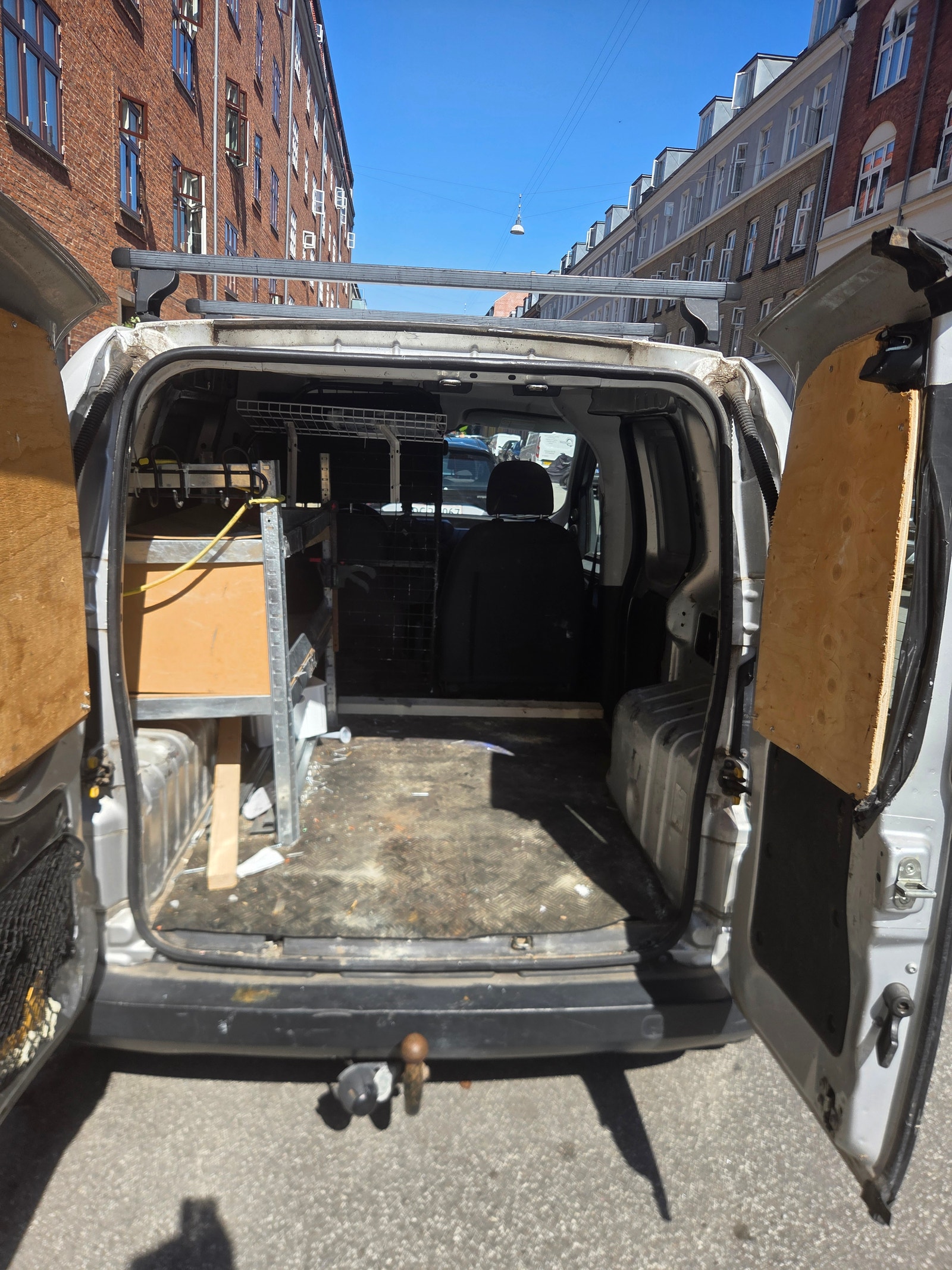 Peugeot Bipper til salg hos Nabilli