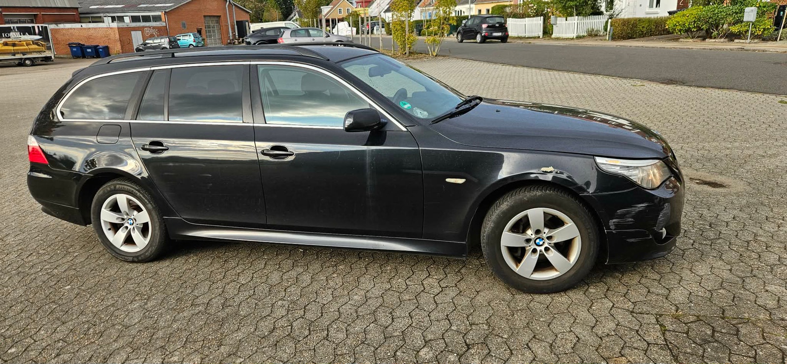 BMW 525i til salg hos Nabilli