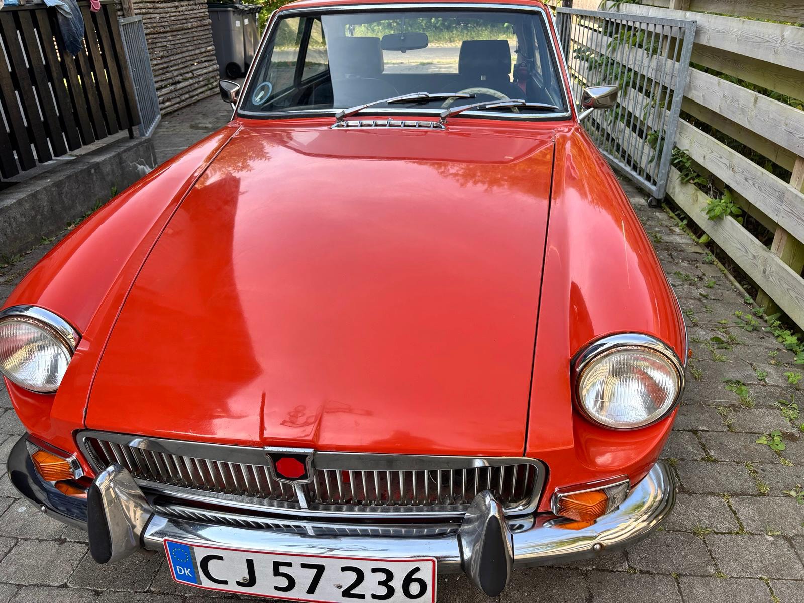 MG B til salg hos Nabilli