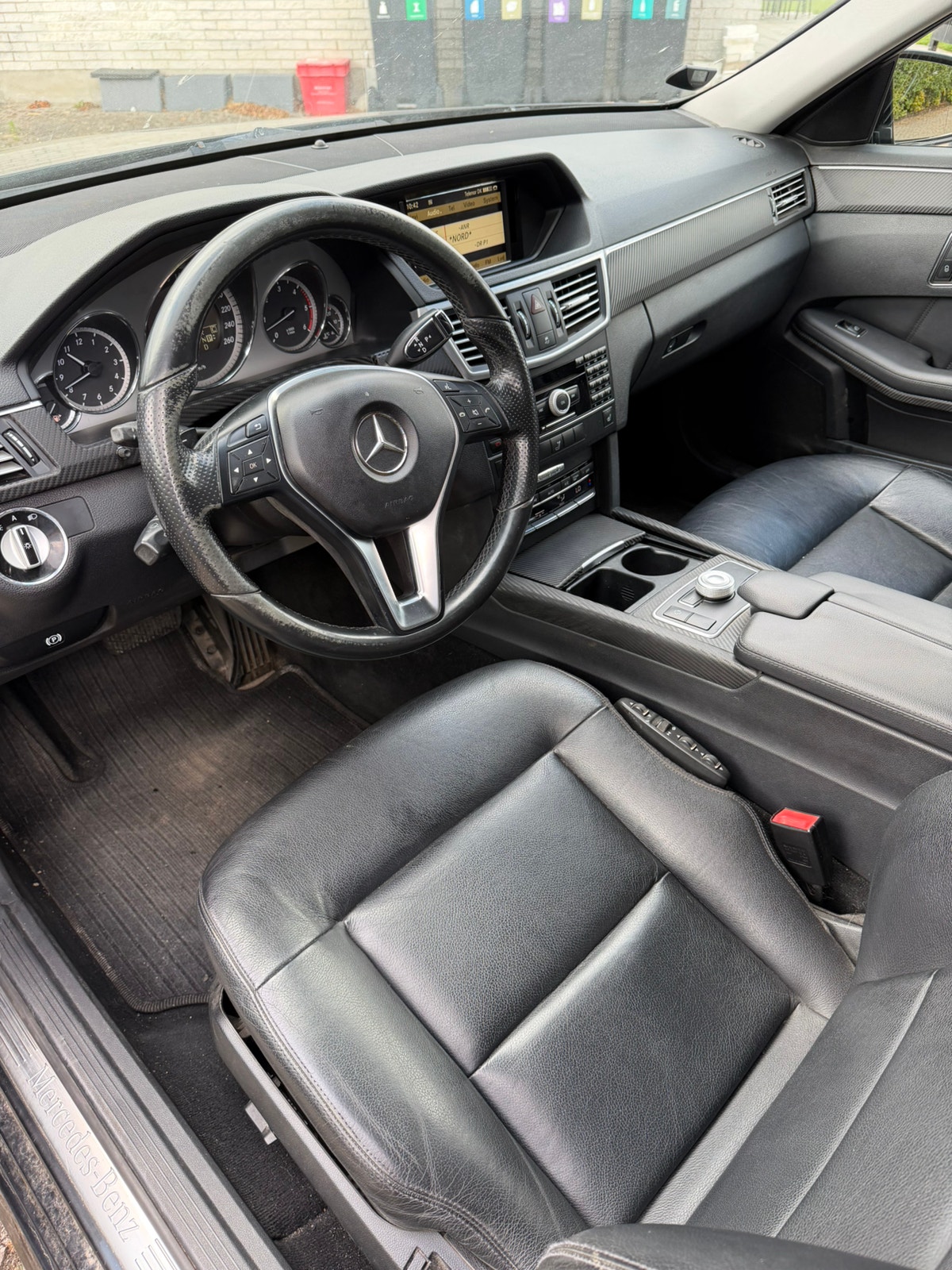 Mercedes E350 til salg hos Nabilli
