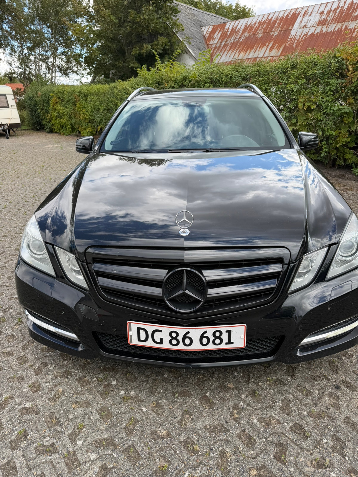 Mercedes E350 til salg hos Nabilli