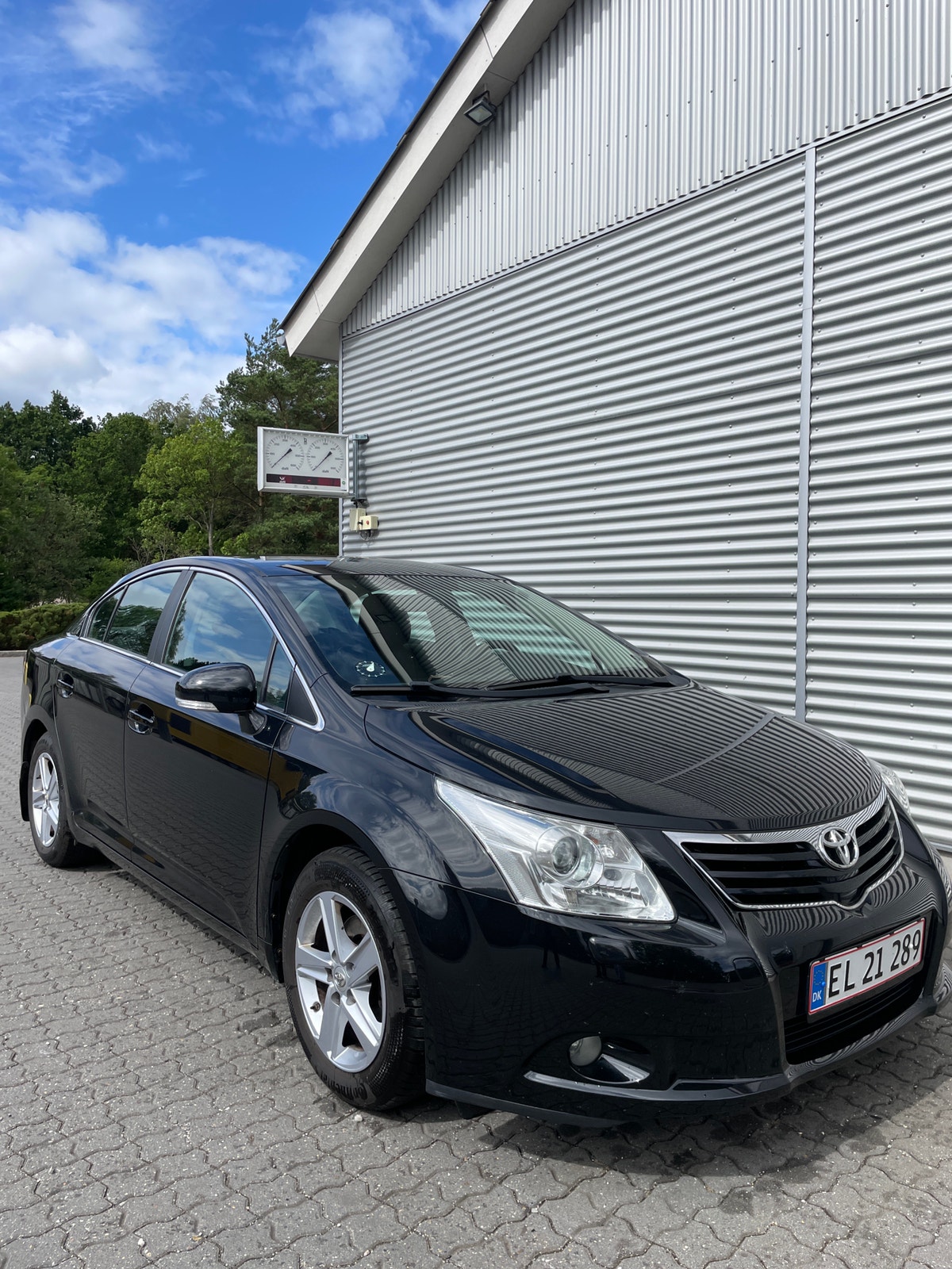 Toyota Avensis til salg hos Nabilli