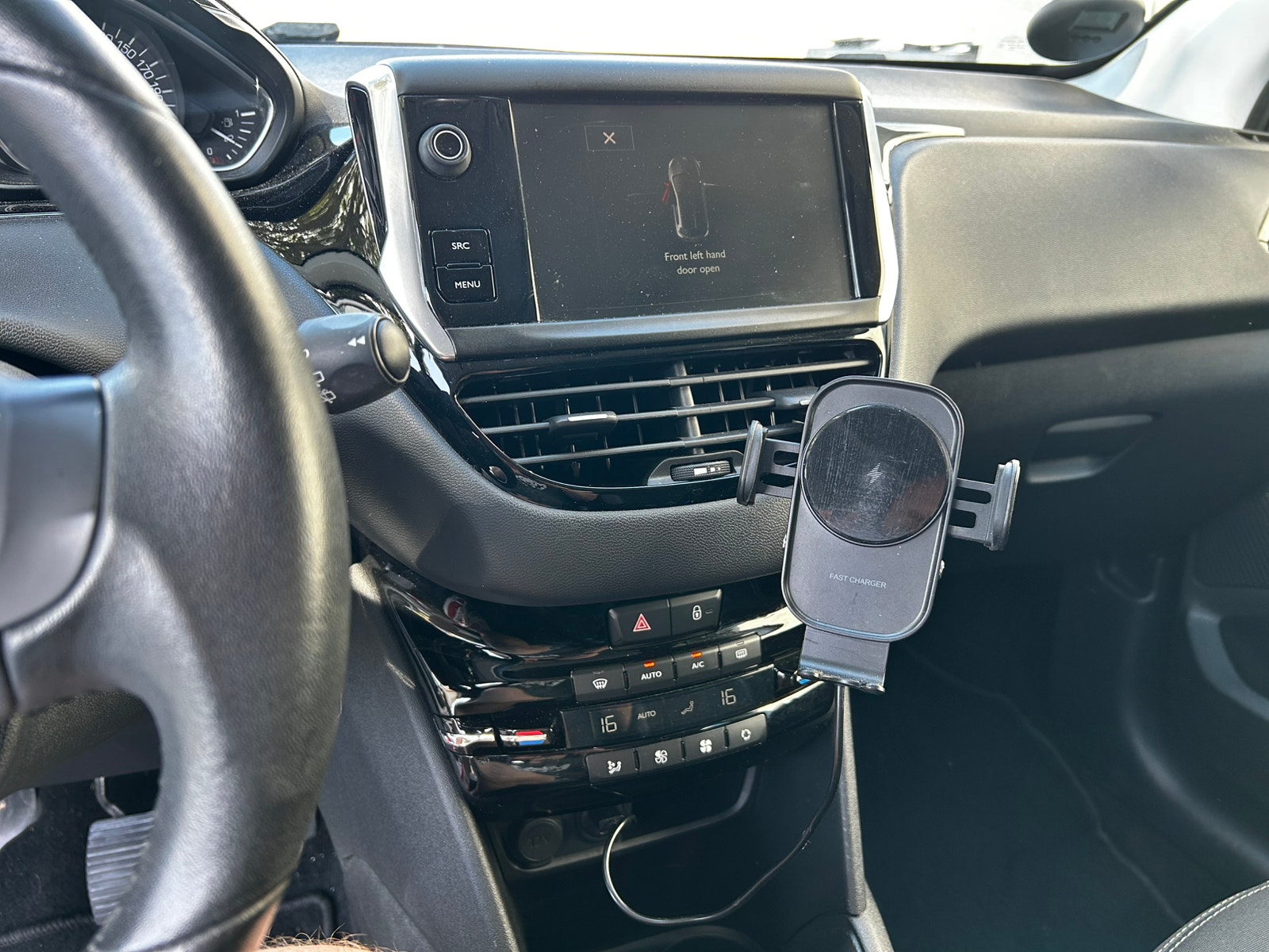 Peugeot 208 til salg hos Nabilli