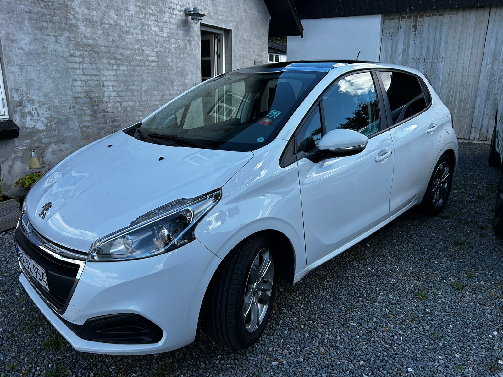 Peugeot 208 til salg hos Nabilli