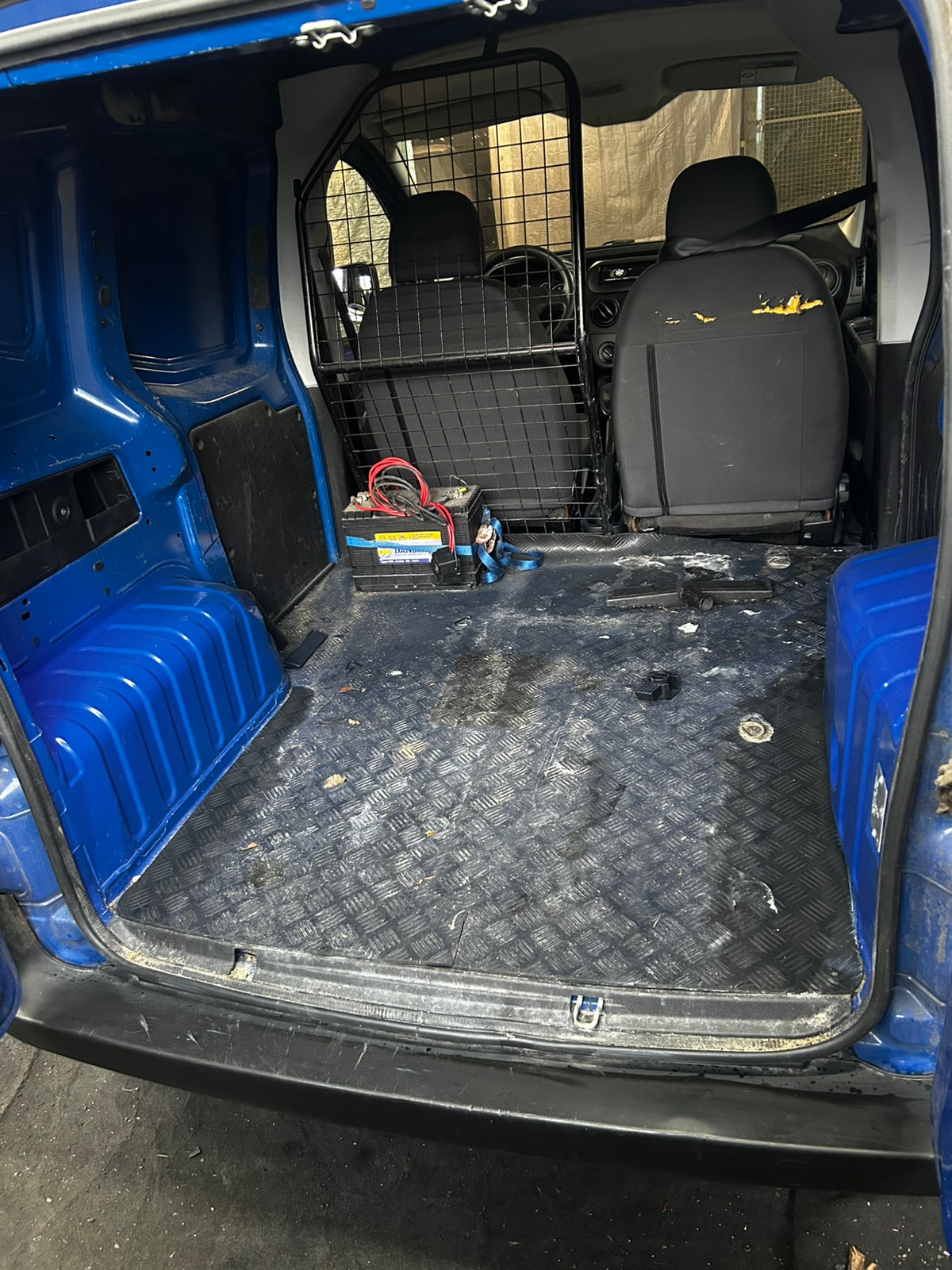 Peugeot Bipper til salg hos Nabilli