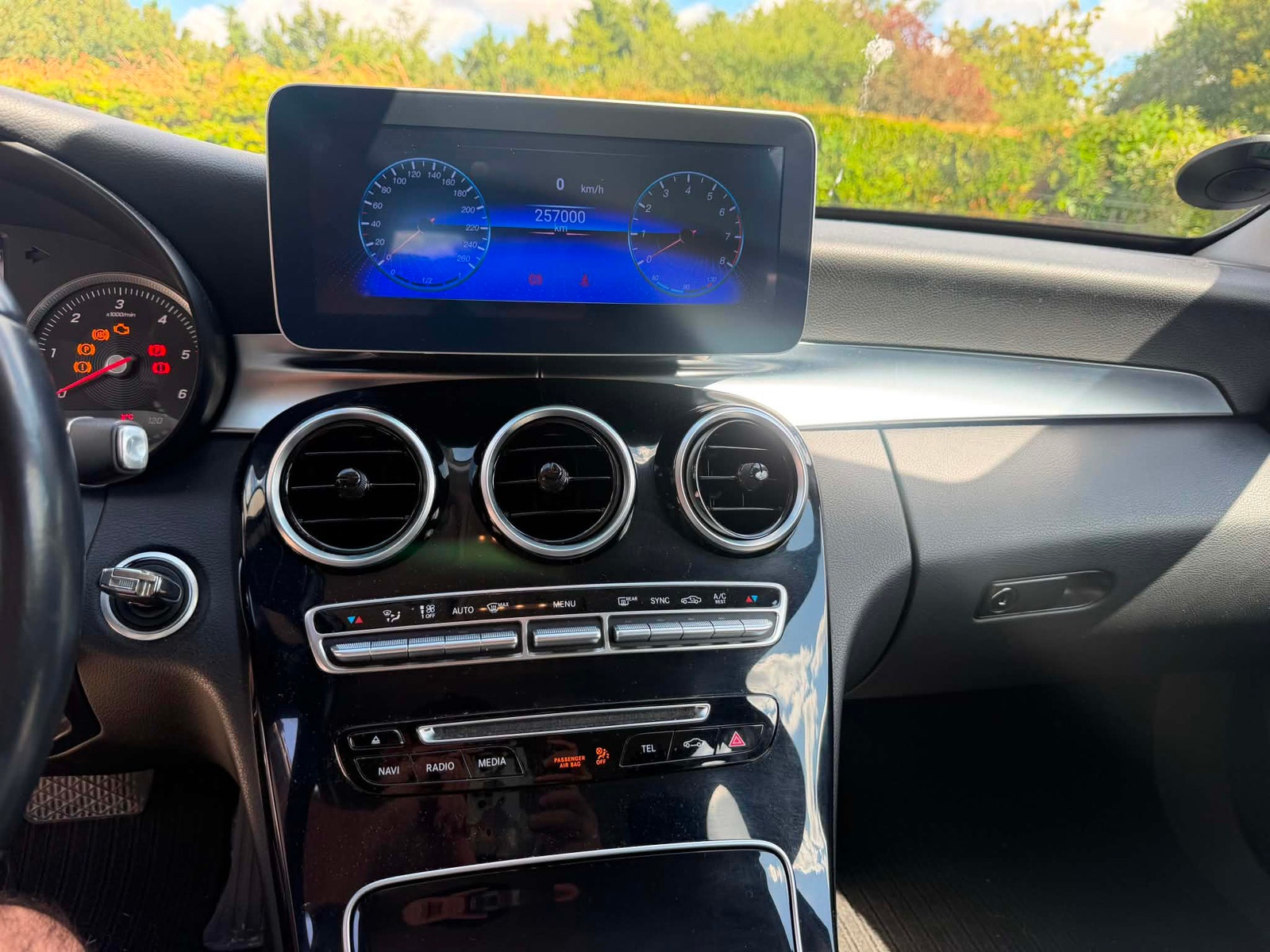 Mercedes C220 d til salg hos Nabilli