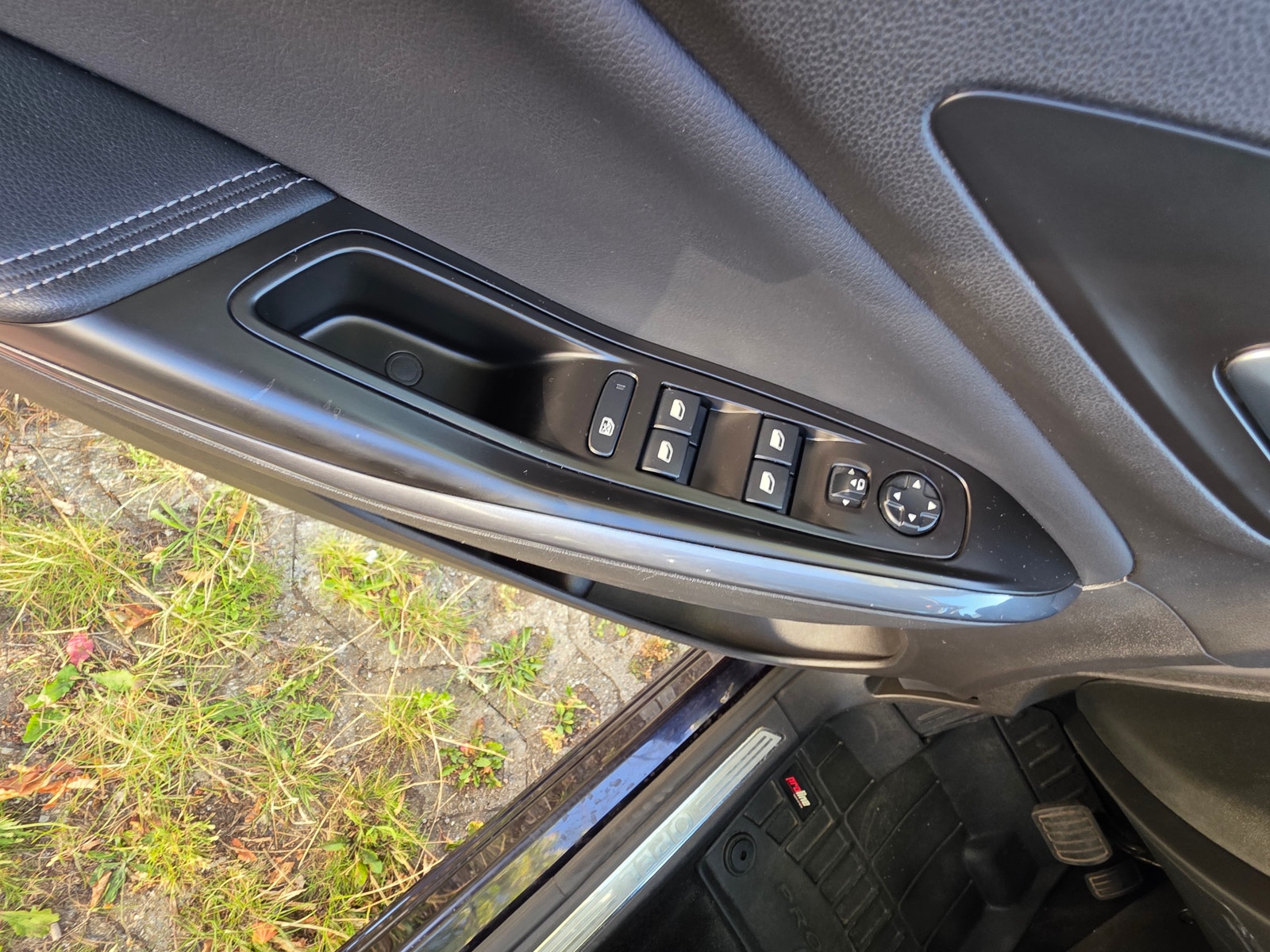 Opel Grandland X til salg hos Nabilli