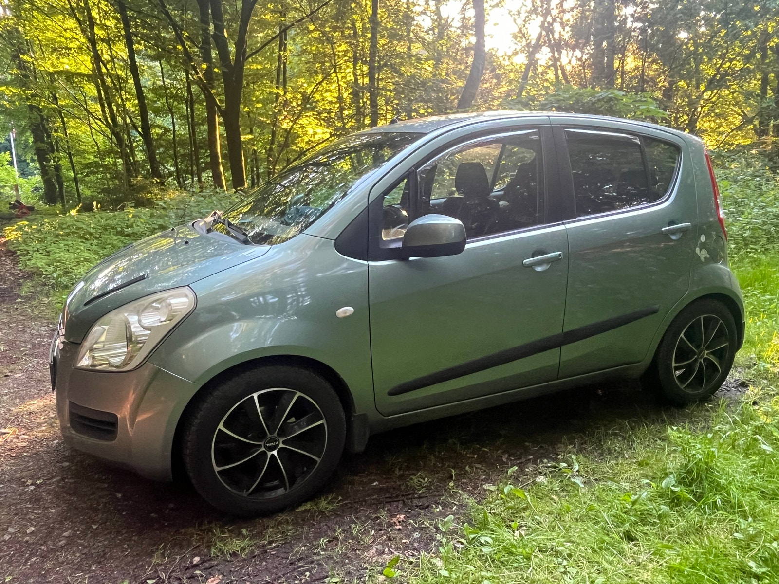 Suzuki Splash til salg hos Nabilli