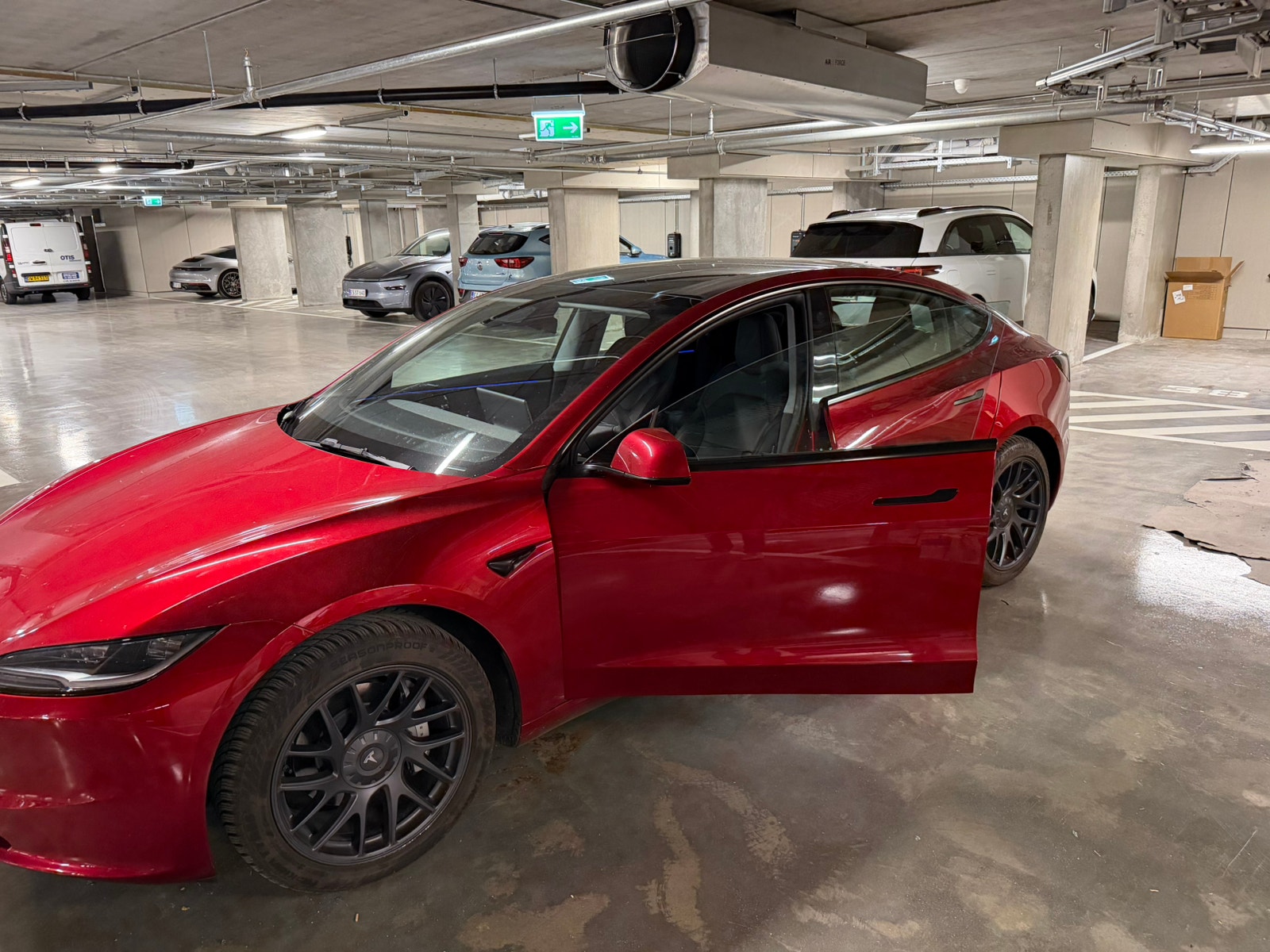 Tesla Model 3 til salg hos Nabilli