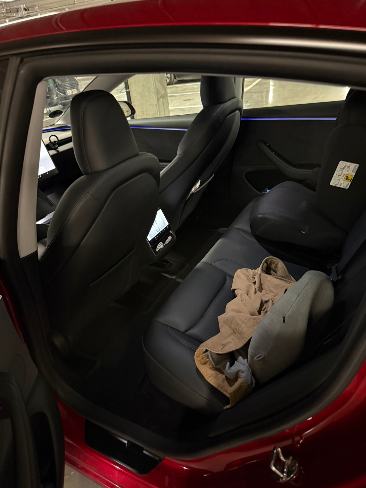 Tesla Model 3 til salg hos Nabilli