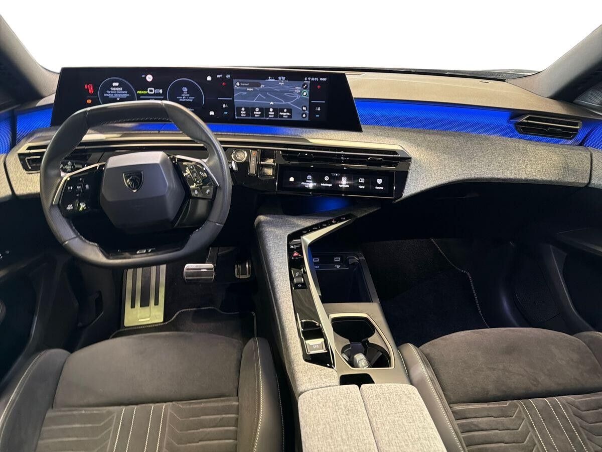 Peugeot e-5008 til salg hos Nabilli