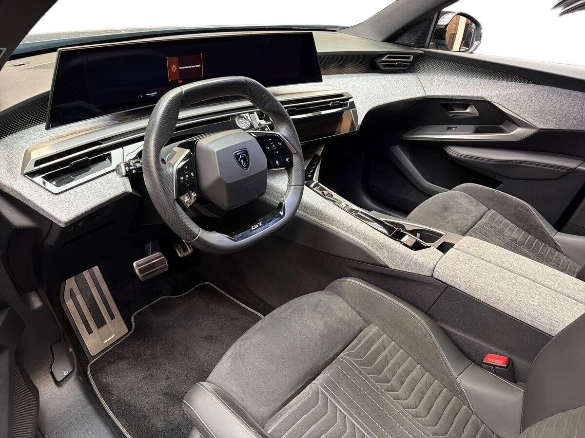 Peugeot e-5008 til salg hos Nabilli