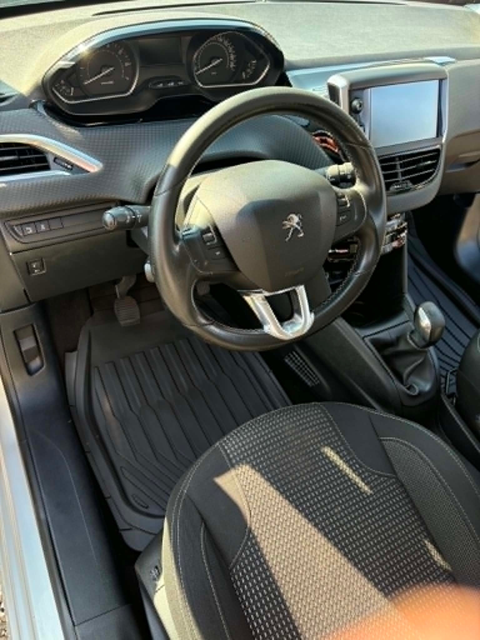 Peugeot 208 – billede 8
