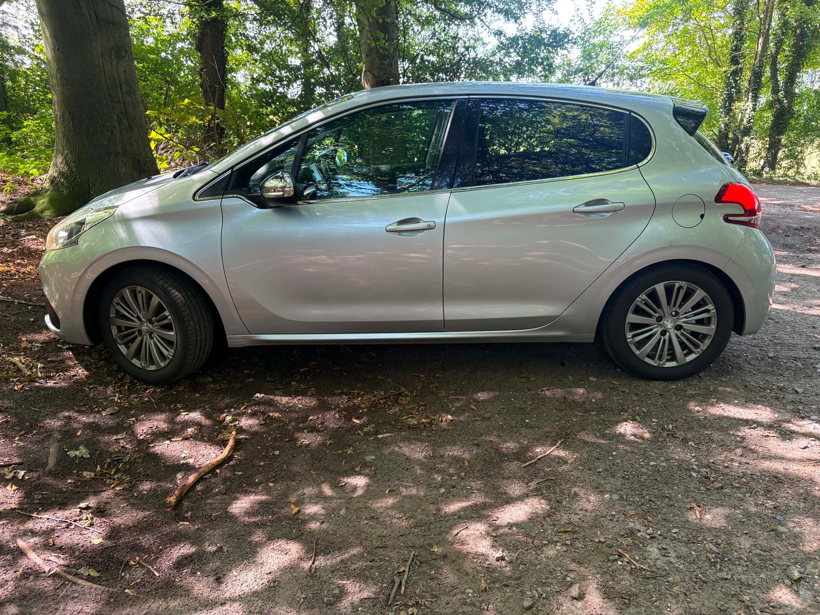 Peugeot 208 – billede 2