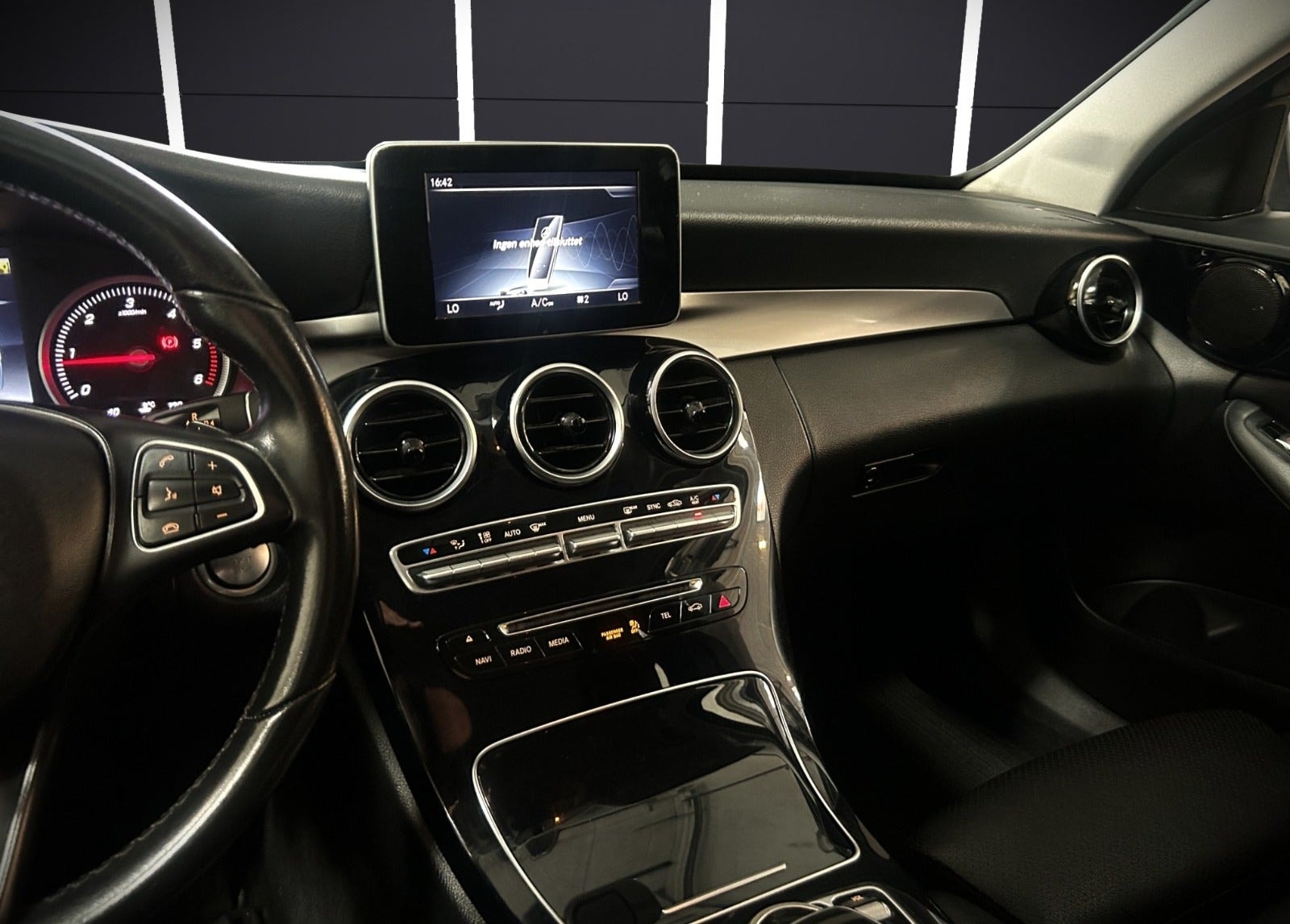 Mercedes C220 d til salg hos Nabilli