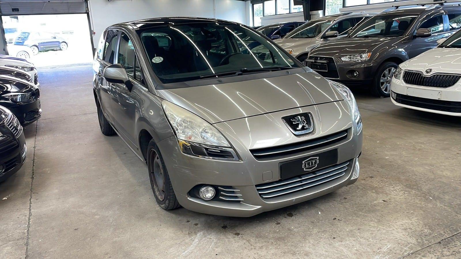 Peugeot 5008 til salg hos Nabilli