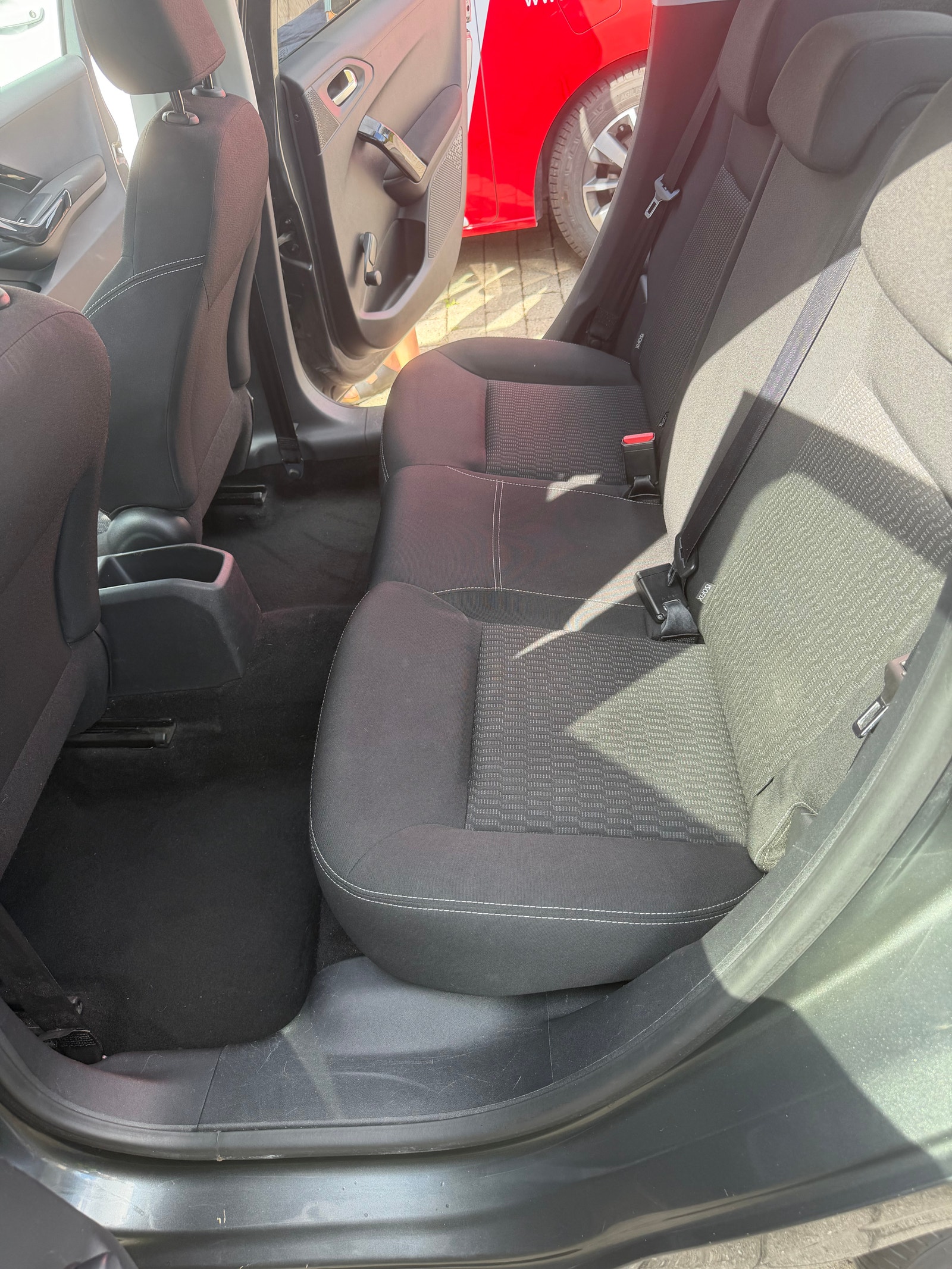 Peugeot 208 til salg hos Nabilli