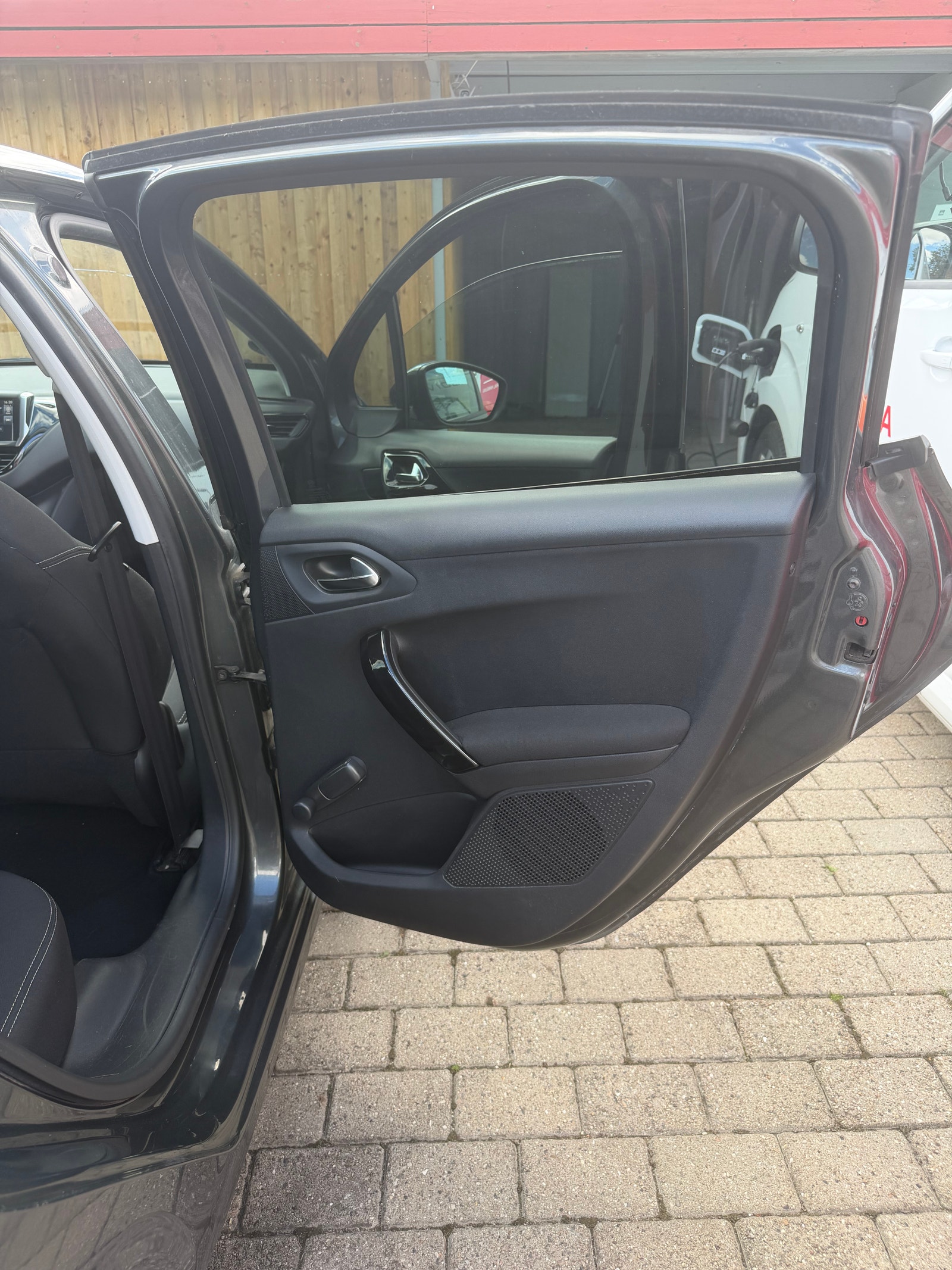 Peugeot 208 til salg hos Nabilli
