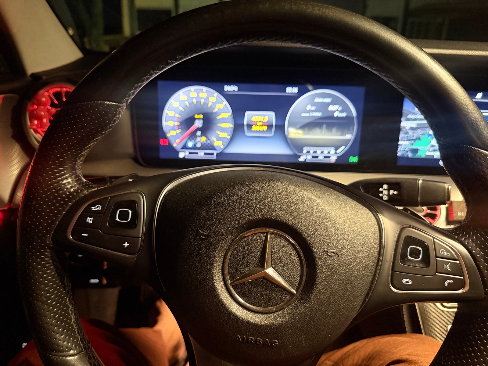 Mercedes E220 d til salg hos Nabilli