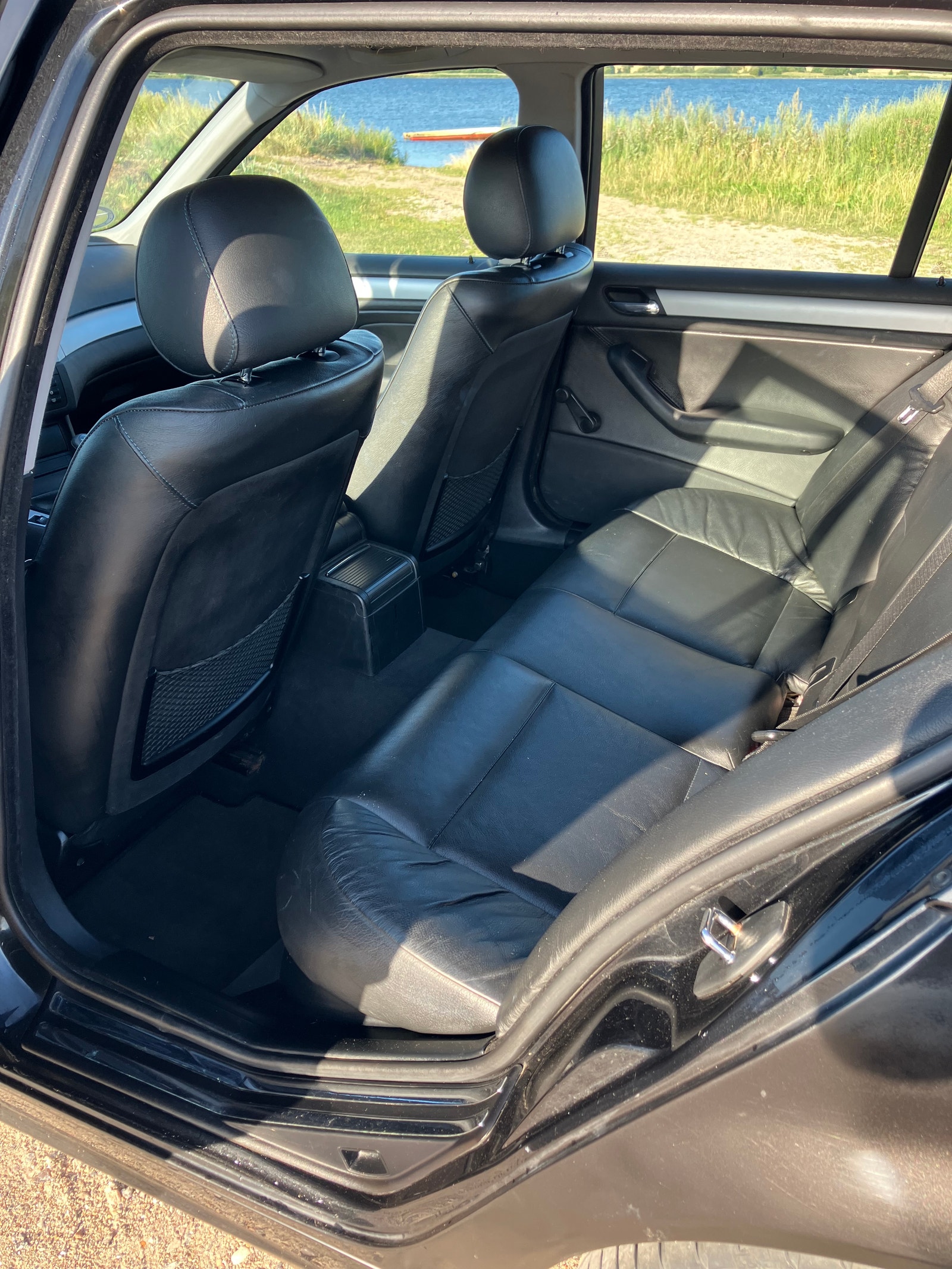 BMW 320i til salg hos Nabilli