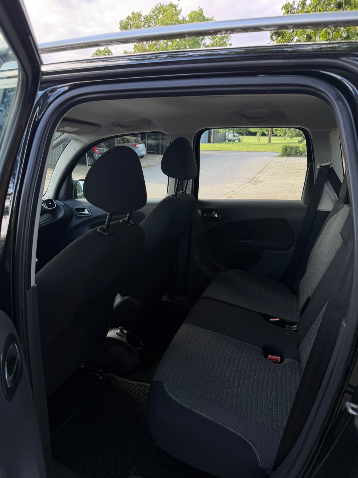 Citroen C3 Picasso til salg hos Nabilli