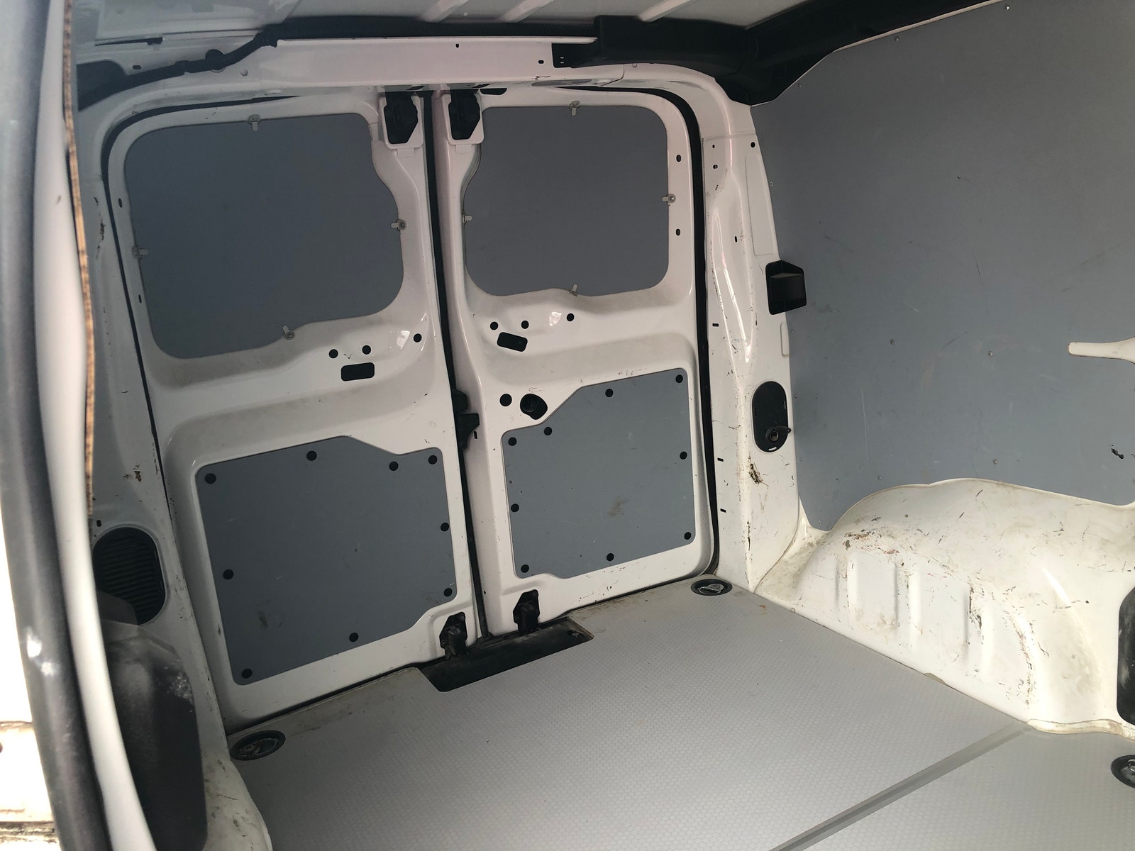 Peugeot Expert til salg hos Nabilli