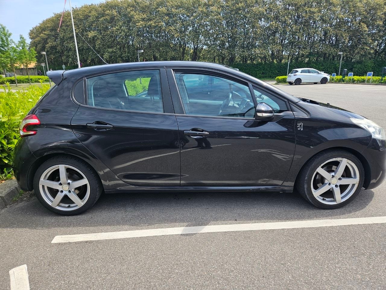 Peugeot 208 til salg hos Nabilli
