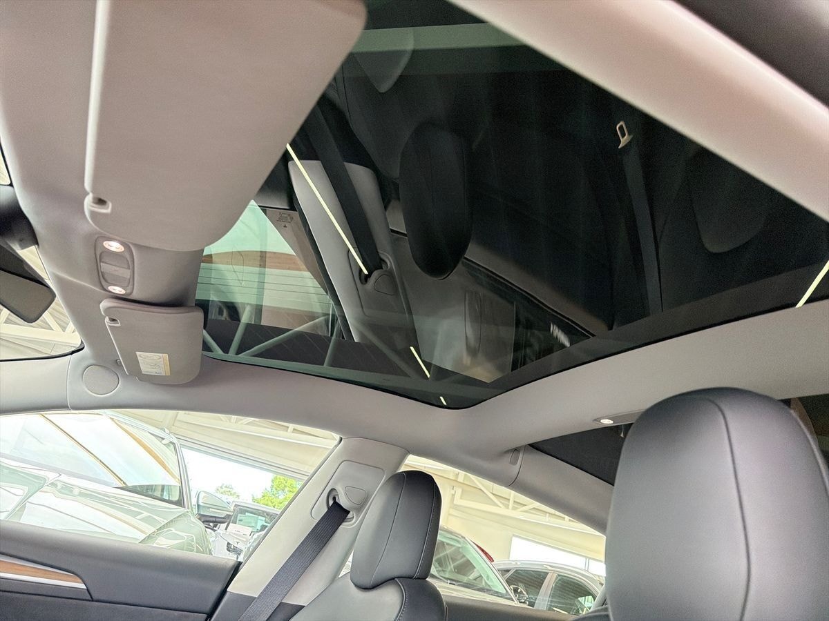 Tesla Model 3 til salg hos Nabilli