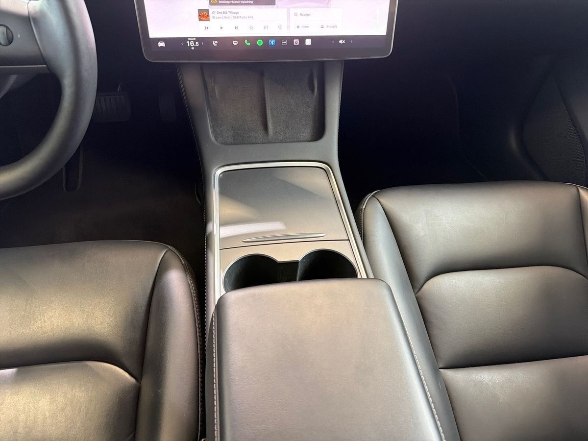 Tesla Model 3 til salg hos Nabilli