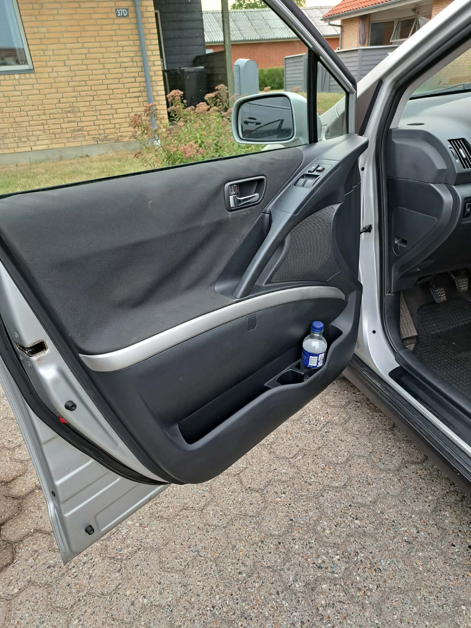 Toyota Corolla Verso til salg hos Nabilli