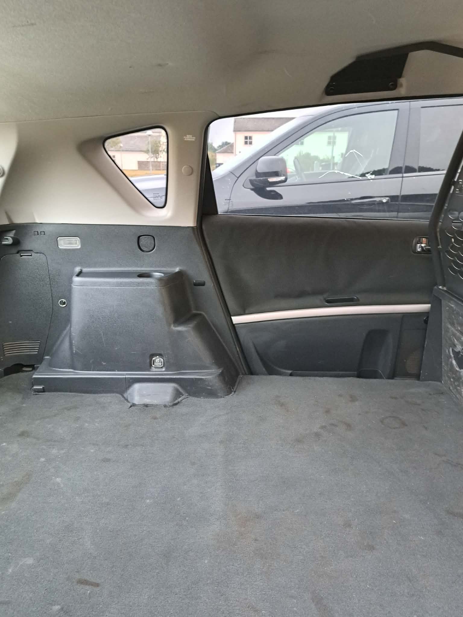 Toyota Corolla Verso til salg hos Nabilli