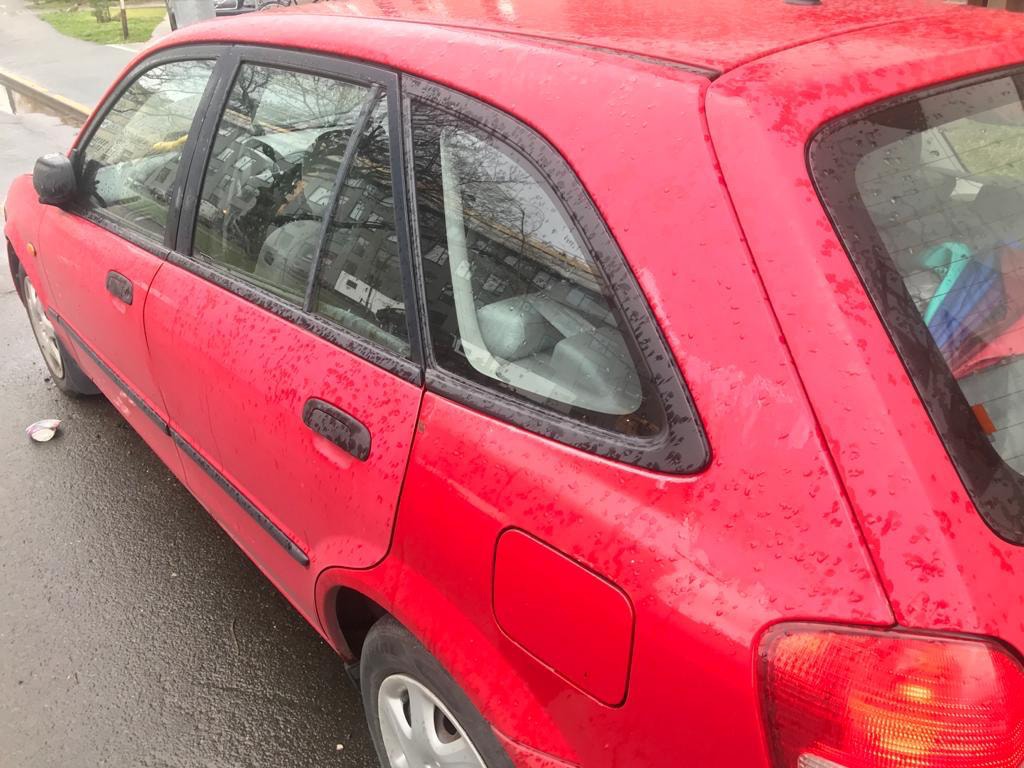 Mazda 323F til salg hos Nabilli