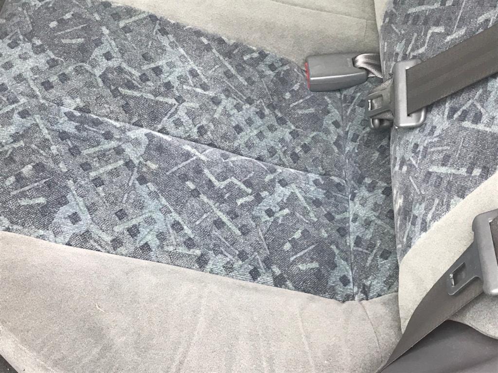 Mazda 323F til salg hos Nabilli