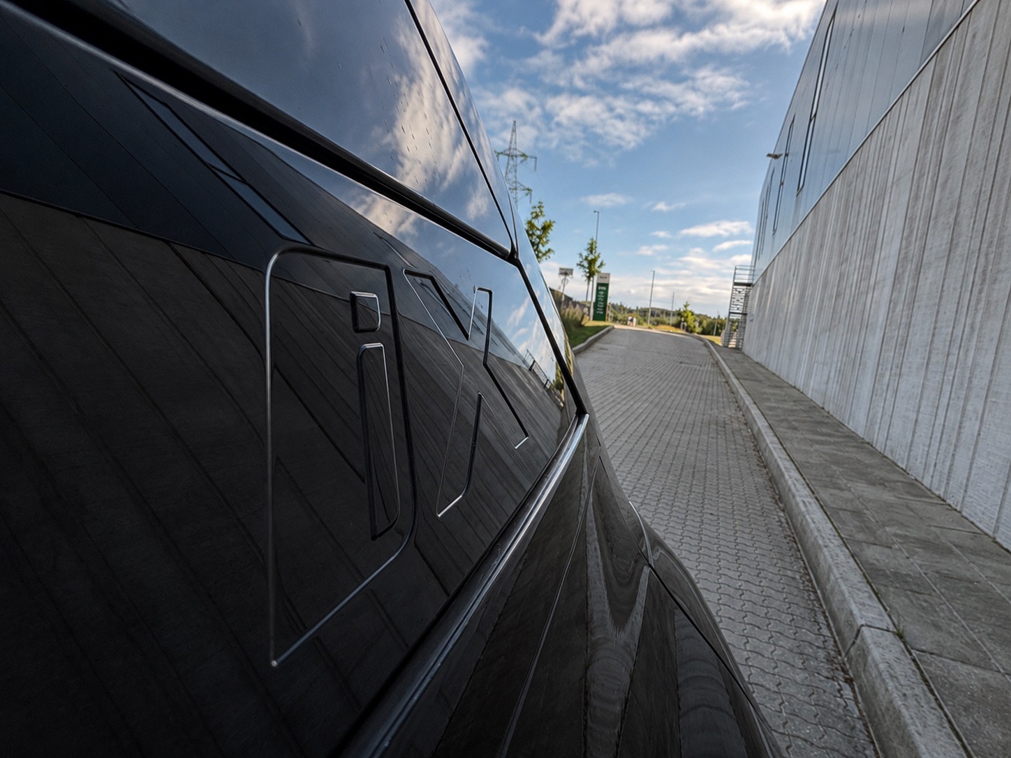 BMW iX til salg hos Nabilli